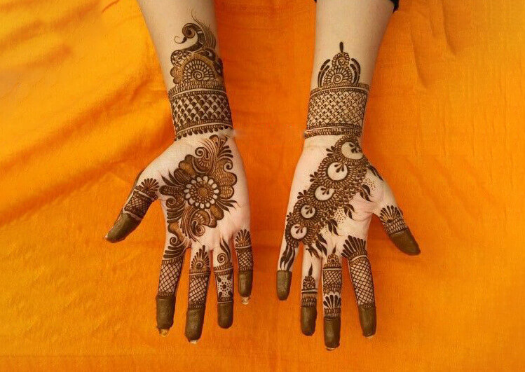 Mehndi designs for the relatives